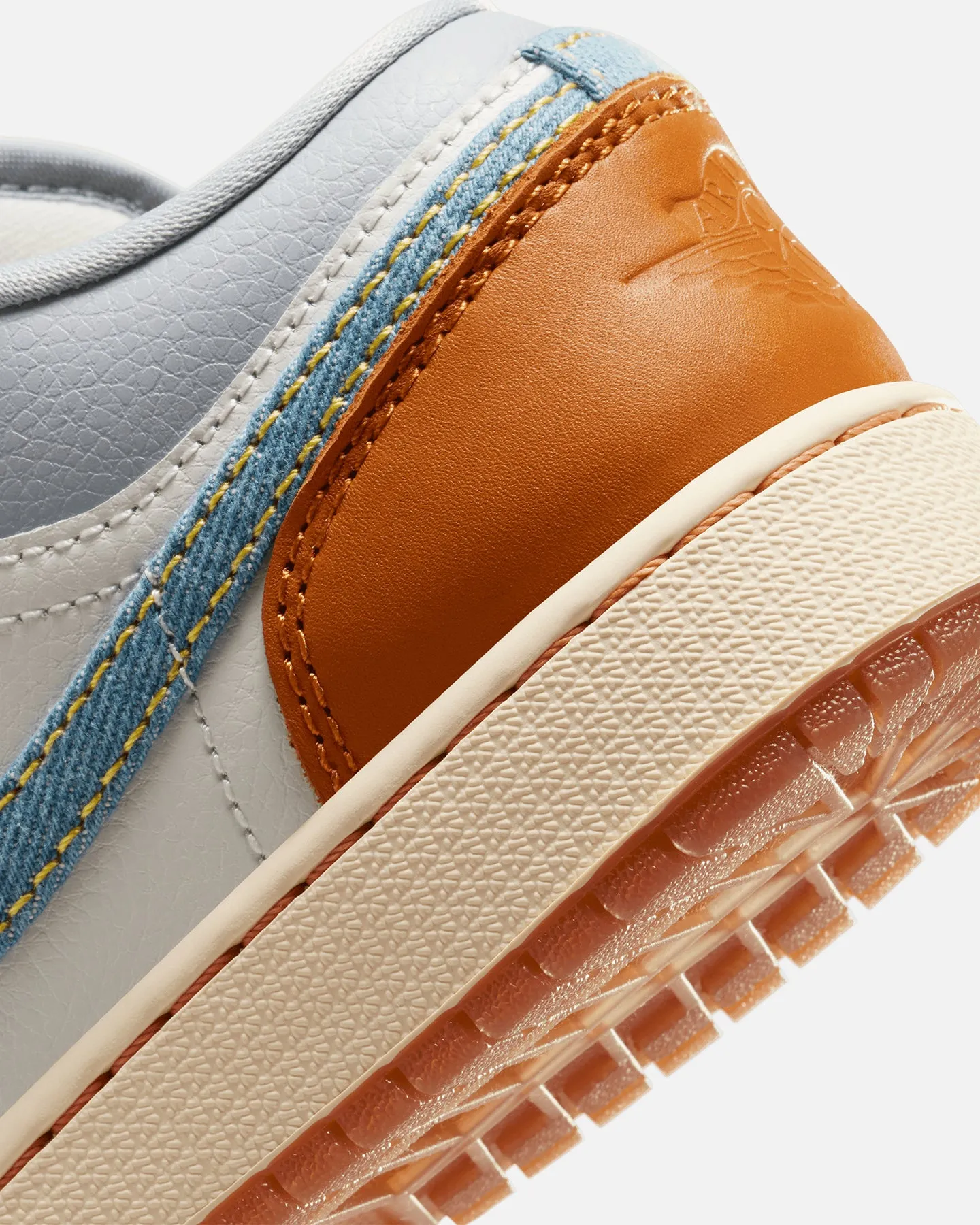 Jordan Kids' Air Jordan 1 Low SE (GS) Blue